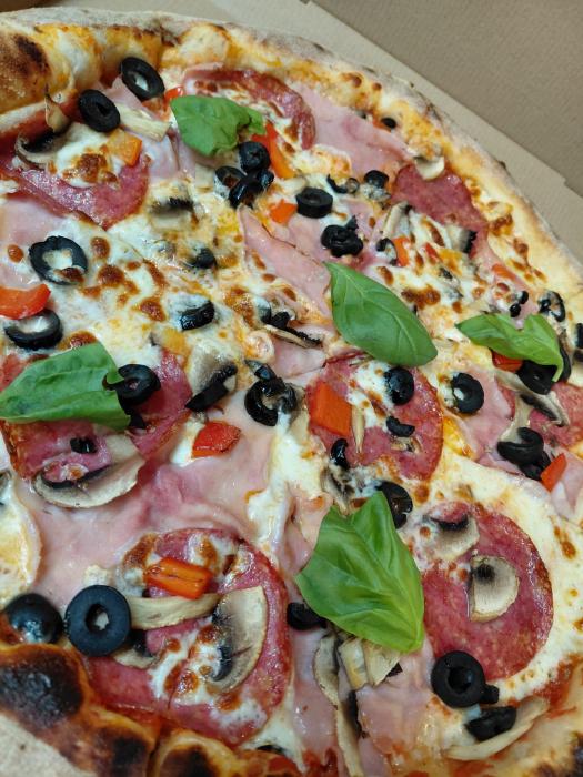 PIZZA CAPRICIOSA32cm