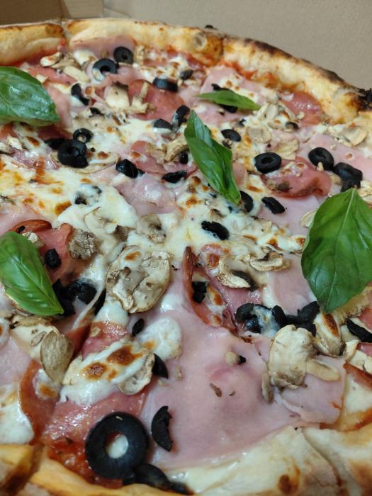 PIZZA QUATTRO STAGIONI32 CM
